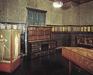 アーツ・アンド・クラフツ運動の思想を体現した部屋（W.モリス設計，P.ウェッブ家具製作）.jpg